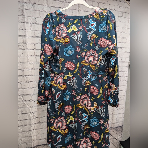 Loft dress - Picture 5 of 6